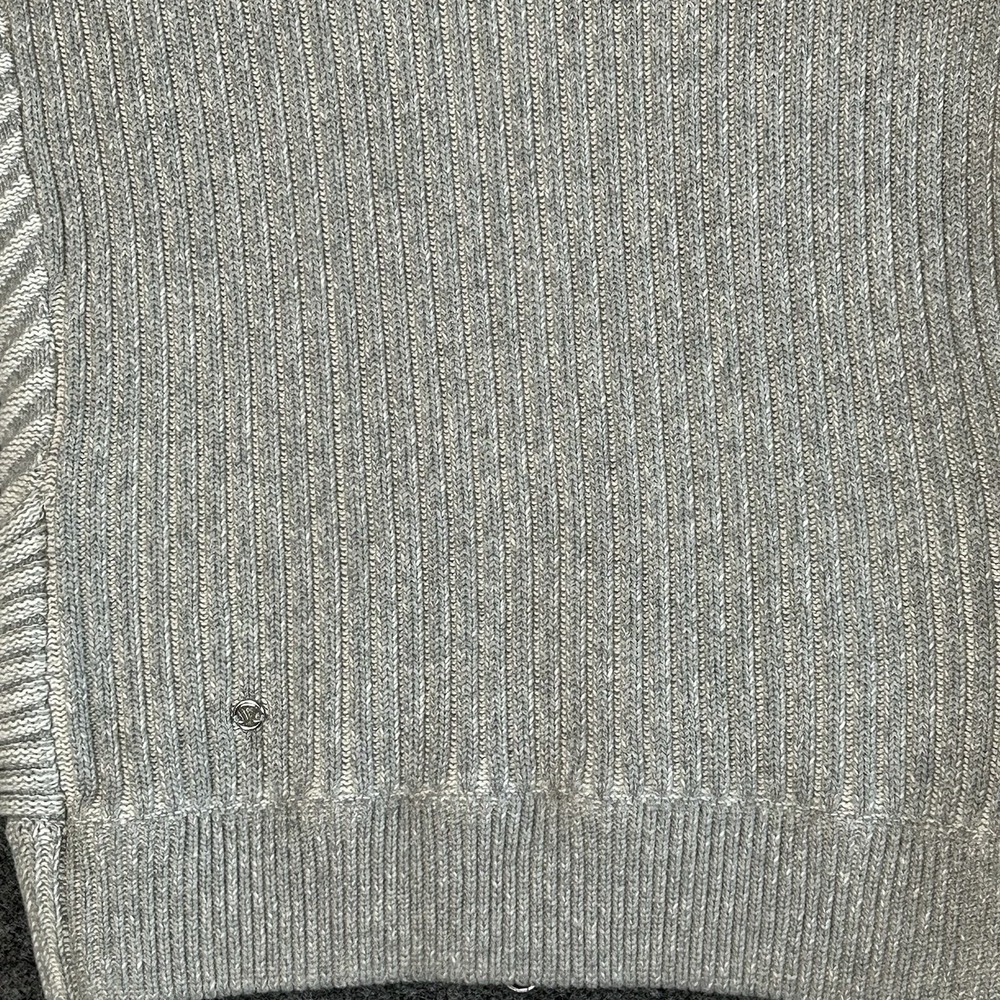 Lululemon Embrace Full Zip Hoodie Scuba Sweater -Gray - Women's Size 4 - EUC!!!! - Picture 11 of 16